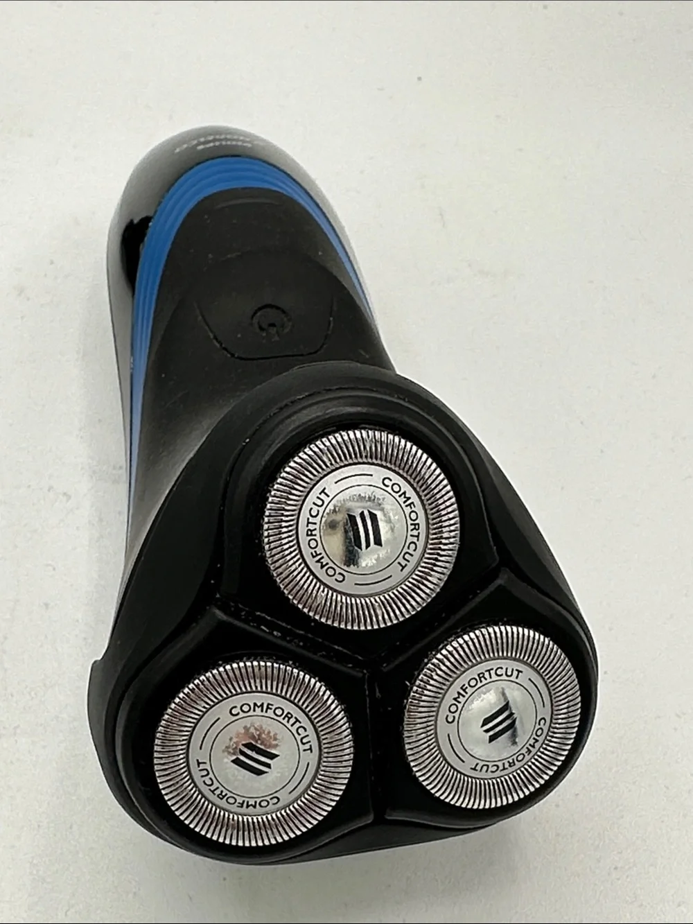 Philips Norelco S1560 rechargeable shaver with pop-up trimmer
